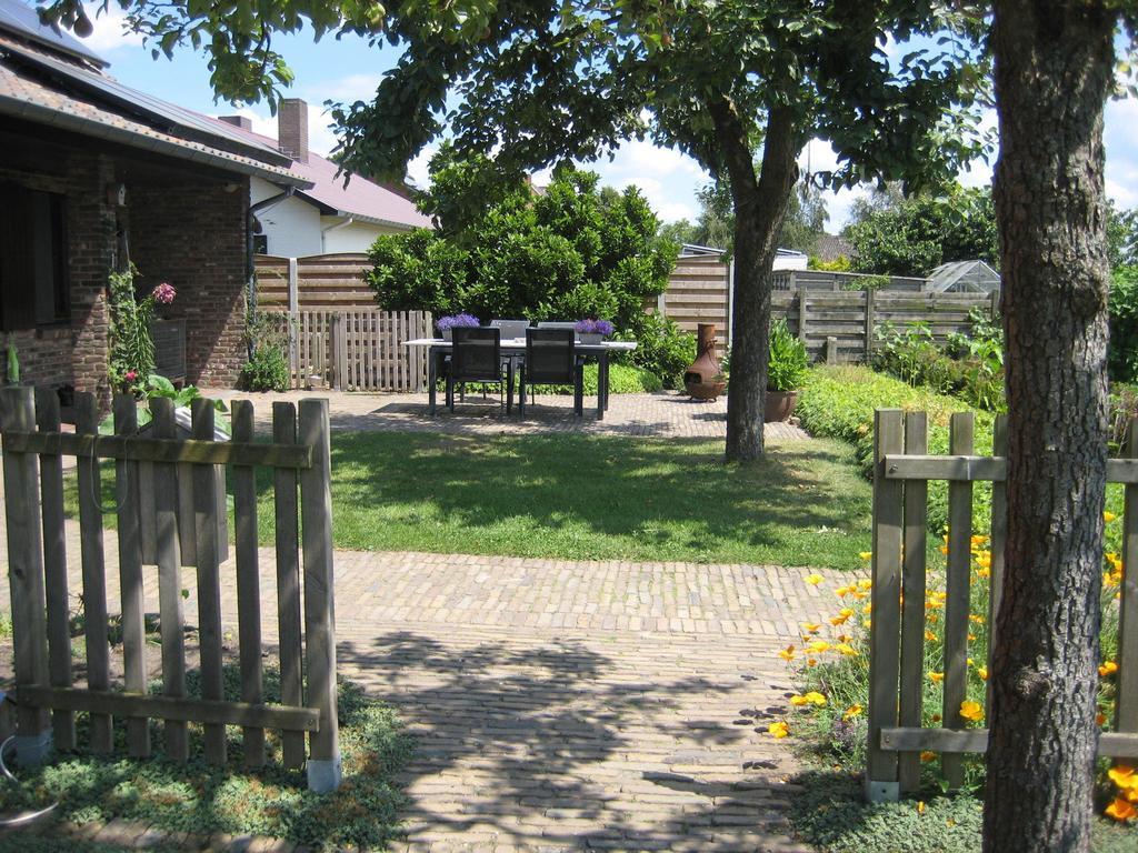B&B Huize Bex NeerNeerpelt Esterno foto